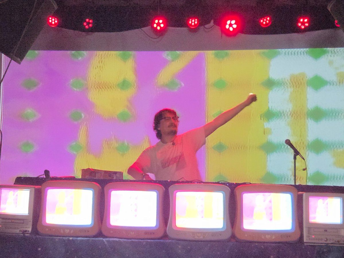 Utopia District (@utopiadistrict) on Twitter photo FrankJavCee gracing the festival with a next level DJ set and always joyous character 😍🏅💦 <a href="/FrankJavCee/">FrankJavCee</a>
📸 <a href="/celadondream/">celadonDREAM Suite</a> & Augnos
#FlamingoFest2025 FrankJavCee gracing the festival with a next level DJ set and always joyous character 😍🏅💦 <a href="/FrankJavCee/">FrankJavCee</a>
📸 <a href="/celadondream/">celadonDREAM Suite</a> & Augnos
#FlamingoFest2025