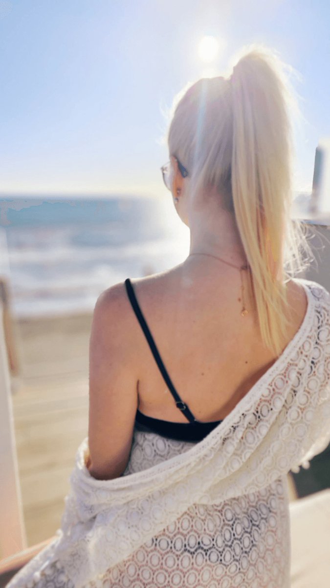 19:00 erwarte ich dich in meiner Cam. 😈 Ich nehme mir Zeit für dich also sei pünktlich!

👉 lady-tamara.com