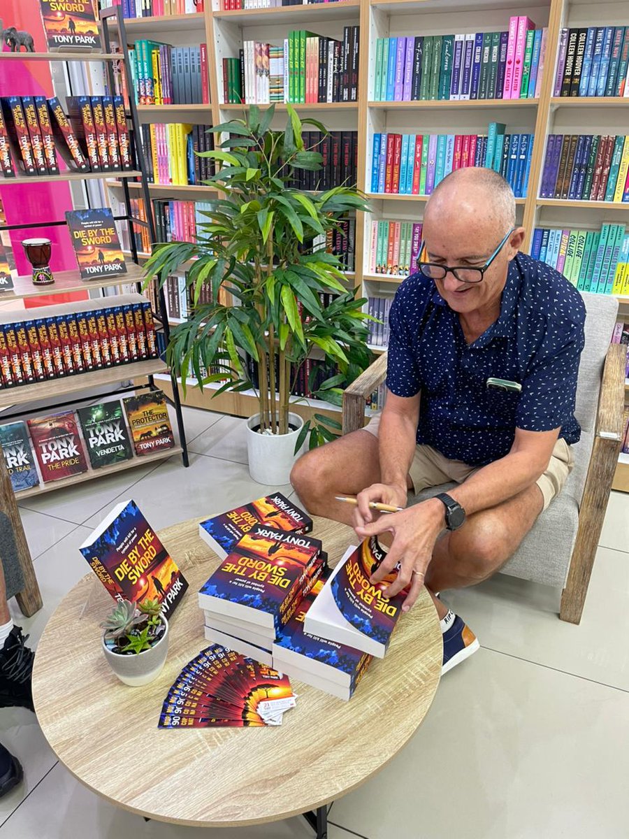 Bargain Books tweet media