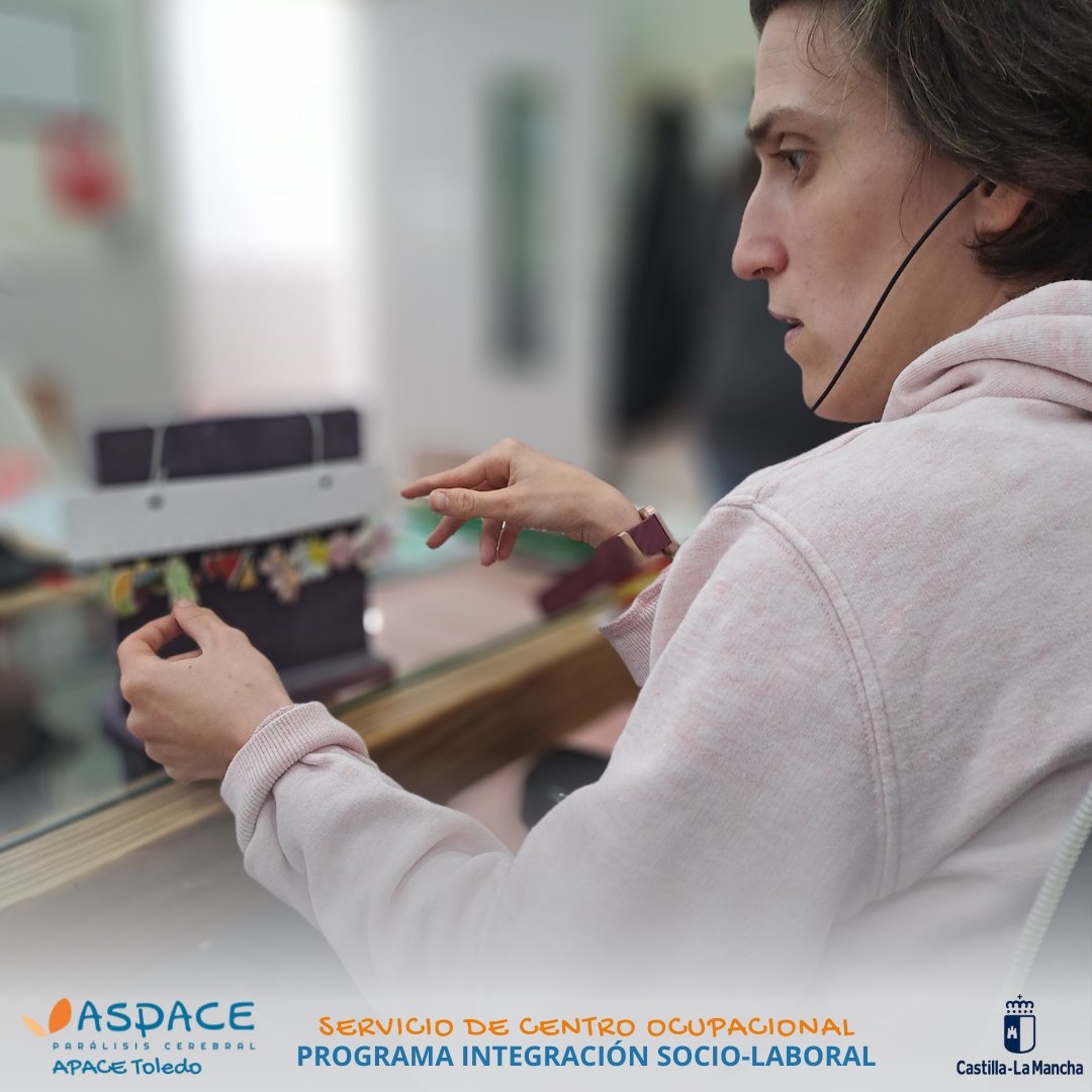 ✨¡En agosto seguimos contigo!✨ Descubre cómo en APACE Toledo mejoramos la vida de personas con parálisis cerebral en nuestro Centro Ocupacional. Subvencionado por la Junta de Castilla La Mancha. 💙 #APACEToledo #Inclusión #VidaIndependiente