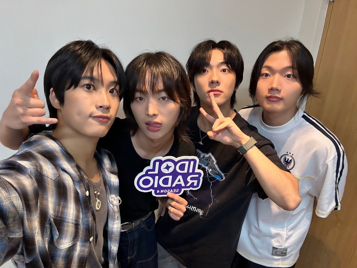MBC ์์ด๋ ๋ผ๋์ค (๊ณต์๊ณ์ ) (@idolradiokorea) on Twitter photo ์์ด๋ ๋ผ๋์ค4 #ep147 ๋๋๊ณคํฌ๋ (DJ ์ ์ฐ) ์คํธ๋ฆฌ๋ฐ ๋ฐฉ์ก์ด ์์๋์ต๋๋ค
๐ฒ MBC RADIO ๊ณต์ Youtube ์ฑ๋์์ ๋ผ์ด๋ธ ์คํธ๋ฆฌ๋ฐ
youtube.com/live/EywJeJNMnโฆ
<a href="/THEBOYZ_officl/">๋๋ณด์ด์ฆ (THE BOYZ)</a>
<a href="/DragonPony_/">Dragon Pony</a>
#MBC #IDOLRADIO #์์ด๋๋ผ๋์ค #THEBOYZ #๋๋ณด์ด์ฆ #์ ์ฐ #DragonPony #๋๋๊ณคํฌ๋ ์์ด๋ ๋ผ๋์ค4 #ep147 ๋๋๊ณคํฌ๋ (DJ ์ ์ฐ) ์คํธ๋ฆฌ๋ฐ ๋ฐฉ์ก์ด ์์๋์ต๋๋ค
๐ฒ MBC RADIO ๊ณต์ Youtube ์ฑ๋์์ ๋ผ์ด๋ธ ์คํธ๋ฆฌ๋ฐ
youtube.com/live/EywJeJNMnโฆ
<a href="/THEBOYZ_officl/">๋๋ณด์ด์ฆ (THE BOYZ)</a>
<a href="/DragonPony_/">Dragon Pony</a>
#MBC #IDOLRADIO #์์ด๋๋ผ๋์ค #THEBOYZ #๋๋ณด์ด์ฆ #์ ์ฐ #DragonPony #๋๋๊ณคํฌ๋