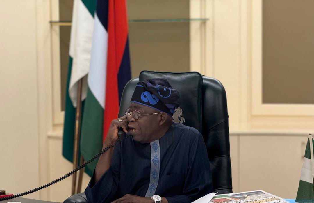 moore_ojo's tweet image. President Bola Ahmed Tinubu engages in a phone call with Dutch Prime Minister H.E. Dick Schoof from the State House.

#VillaToday