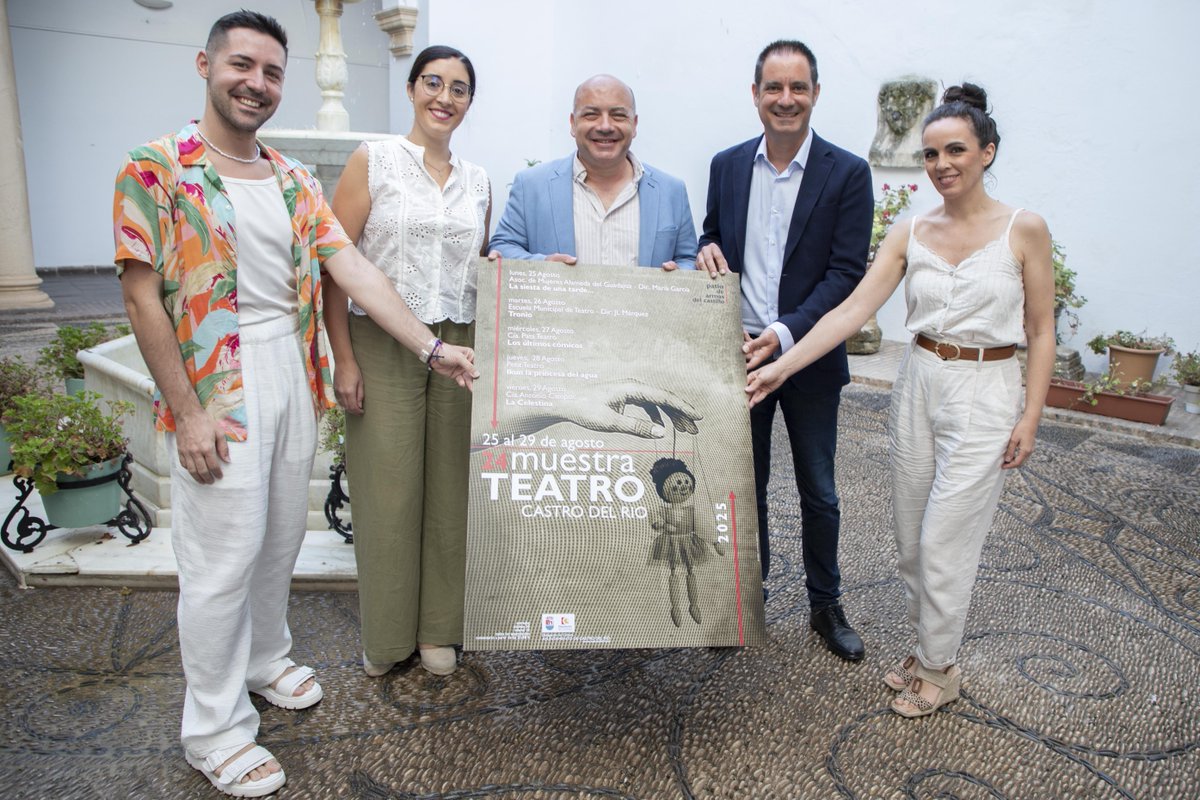 El Patio de Armas del Castillo de Castro del Río acoge la 24 edición de la Muestra de Teatro, con el apoyo de <a href="/dipucordoba/">Diputación de Córdoba</a> 

dipucordoba.es/el-patio-de-ar…

<a href="/gabidumo/">Gabriel Duque Moreno</a> <a href="/RuzCarpio/">Ana Rosa Ruz Carpio</a> <a href="/Castro_delRio/">Ayuntamiento_CastrodelRío</a> <a href="/culturadipucor/">Delegación Cultura Diputación de Córdoba</a>