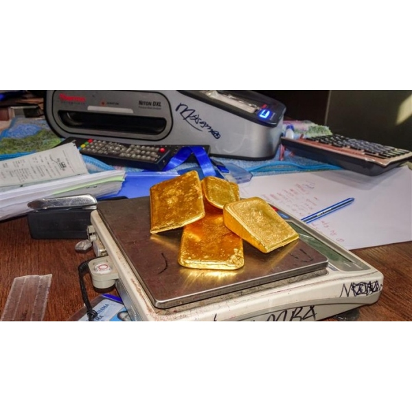 Medien_News's tweet image. US-Zollstreit und Goldhandel: Mehr Transparenz - nicht weniger
aktuellenews.ch/artikel.cfm?ke…

@SWISSAID 

#SWISSAID #Goldhandel #Transparenz #Lieferkette #IllegaleGoldminen #USZollstreit #Edelmetallkontrolle #Aktuellenews #Helpmedia