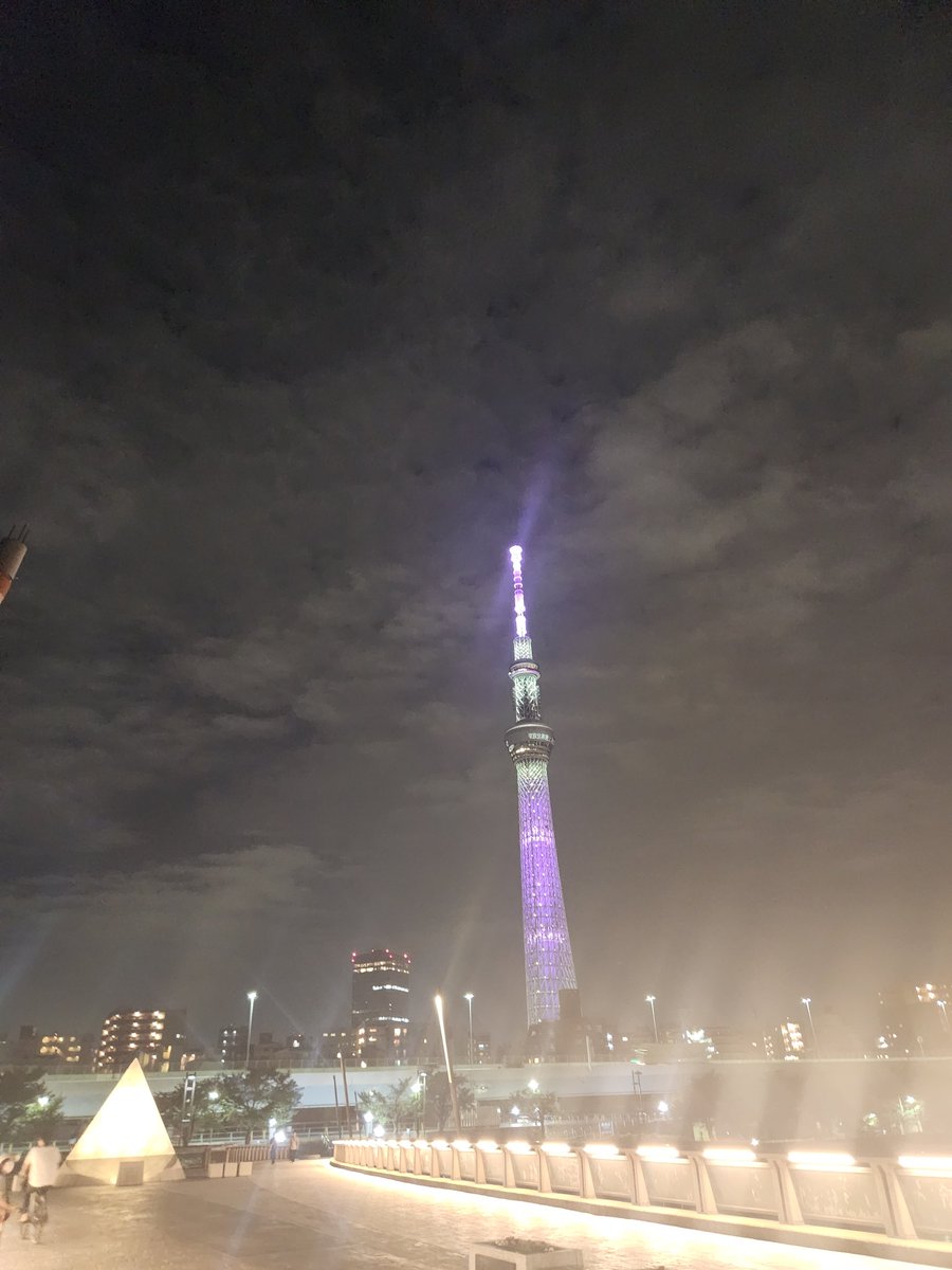 2時間くらい散歩したんだけど···家までまた帰らなければならない😅🤣🤣