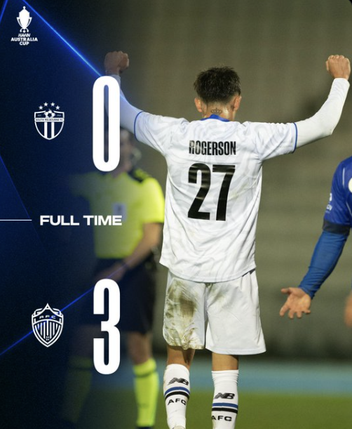 Victoria contundente aunque no brillante del Auckland FC

Partido bronco con un Auckland FC al que le costó encadenar jugadas de calidad más allá del balón parado

Doblete de Randall y gol de François con otra portería a 0 de Woud

Debuts de Brook y el joven central Vicelich