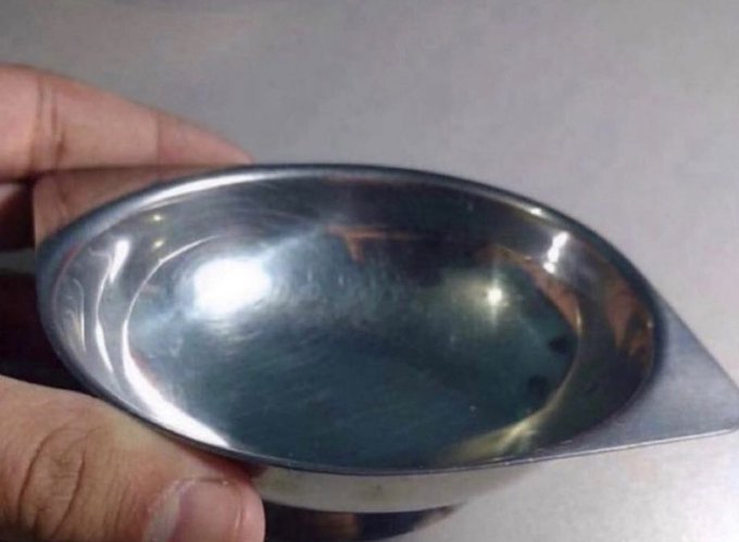 VoceNaoSabiaQ's tweet image. Esse pote tem gosto de qual sobremesa pra vocês?