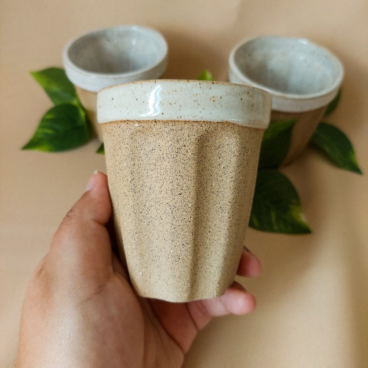 oi genteeee, teve shop update na lojinha esses dias, entrou muita coisa nova!!! adesivos, bottons e ✨cerâmicas✨
boa parte dos produtos novos são exclusivos e limitados, então corre pra garantir o seu!! 
giumakesart.lojavirtualnuvem.com.br