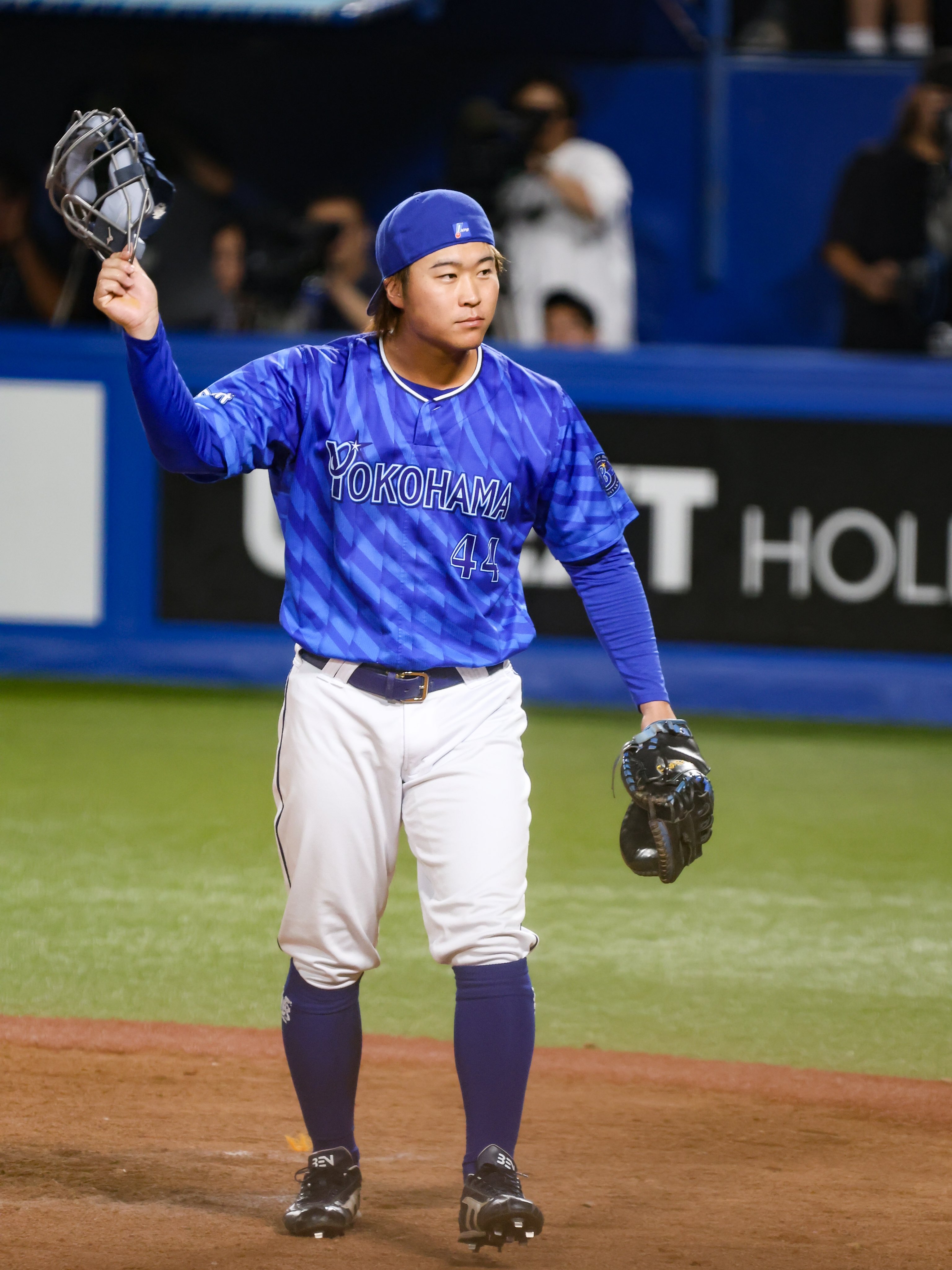 石上泰輝 選手 44 ルーキーグッズ 44 石上泰輝|新着アイテム|BAYSTORE ONLINE