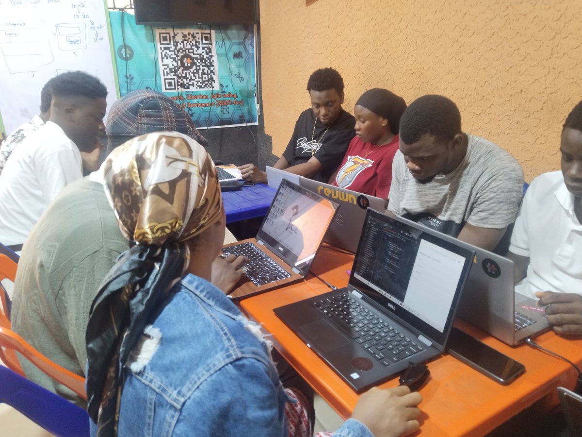 HamplusHub's tweet image. Today in our computer hub, we decided not to teach but to analyze, brainstorm, design and code. We have four apps as our objective!
Photo speaks ▶️▶️
#codingvibes #coding #CodingJourney #codingcommunity #programming #JavaScript #abraka
@abraka_delsu @hackSultan @SedenuCharles