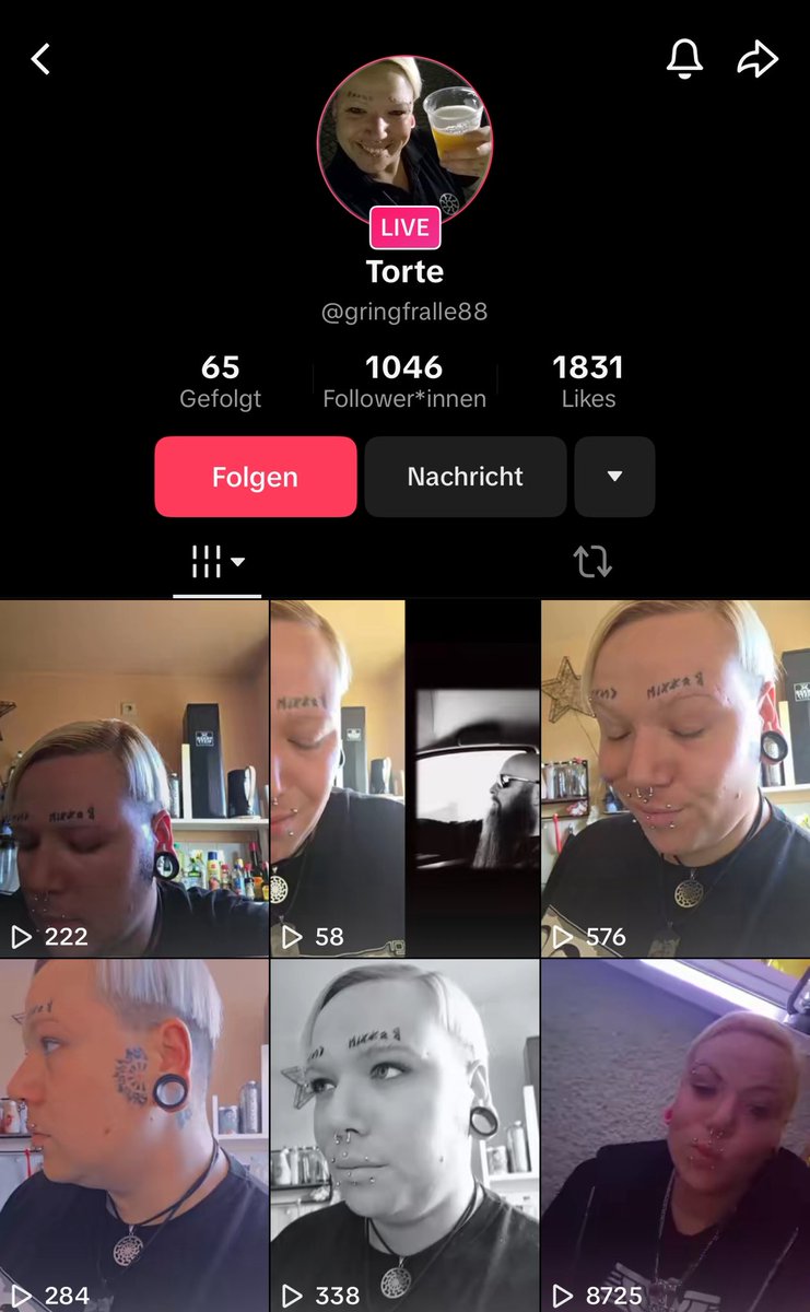 Stell dir vor, du gehst auf TikTok-Live und siehst jemanden mit einer Kette, auf der die schwarze Sonne prangt. Im Hintergrund wird gesungen: „Jude ab in den Ofen“. Und es läuft einfach weiter.