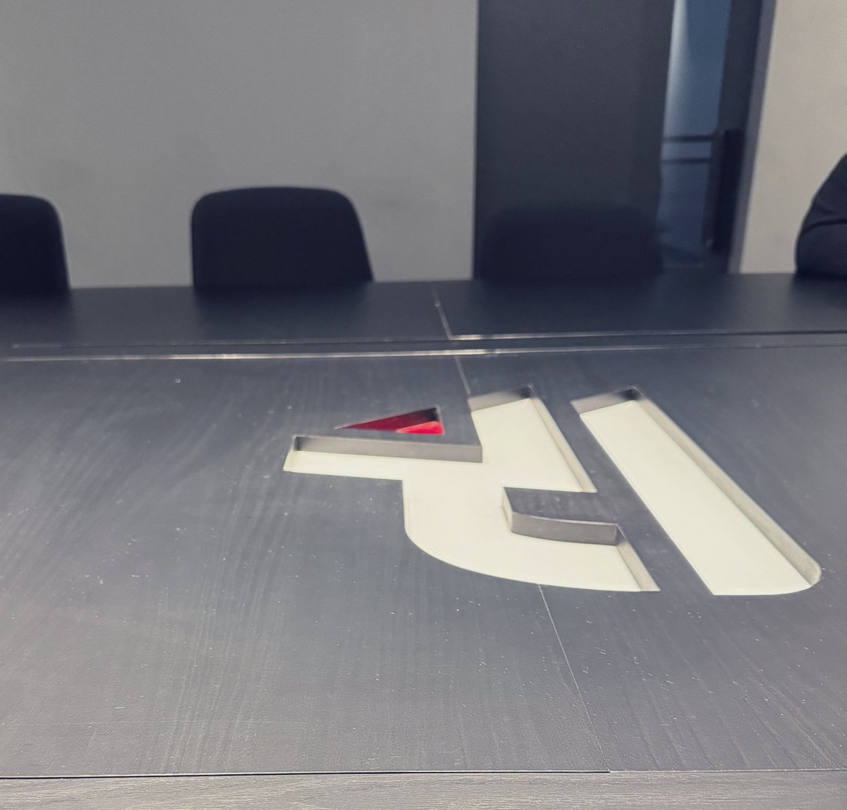 Reunião 14h e as madames atrasadas <a href="/dynquedo1/">paiN dyNquedo</a> <a href="/pain_babs/">paiN Babs</a> <a href="/sabrinoca/">paiN Sabrinoca</a>