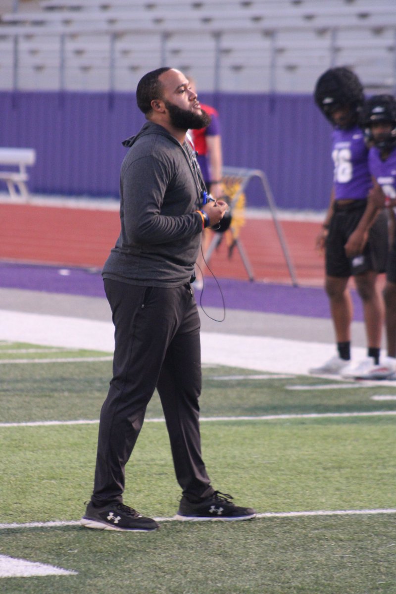 Donavan Newman III tweet media