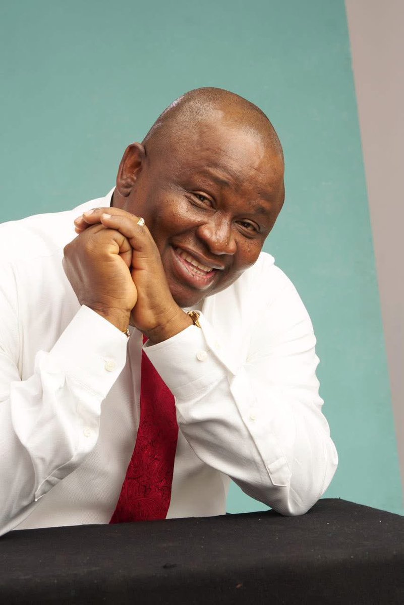 ekinneolalekan's tweet image. Loading: Another 250-borehole water for hamlets in rural areas across Ogun West and Ogun State at large, courtesy of Senator YAYI. 

Development must touch everyone.