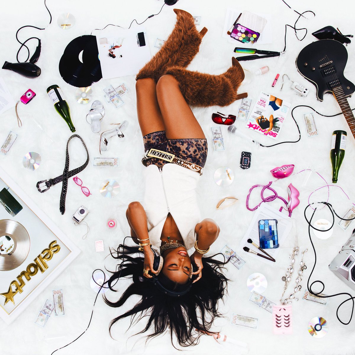 jaephens's tweet image. SELLOUT II 💿 OUT AUG 22nd!!!!! PRESAVE HOTTIES: presave.umusic.com/selloutii