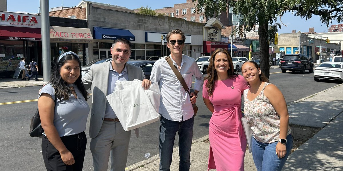 Andrew Hevesi (@am_andrewhevesi) on Twitter photo Yesterday's #RegoPark small business walkthrough with <a href="/CatalinaCruzNY/">Catalina Cruz, Esq.</a> and <a href="/QueensChamber/">Queens Chamber of Commerce</a>! Huge thanks to each for letting my team join, speak to local businesses and make sure they're connected to available resources — and shoutout to AM Cruz's team for making it possible. Yesterday's #RegoPark small business walkthrough with <a href="/CatalinaCruzNY/">Catalina Cruz, Esq.</a> and <a href="/QueensChamber/">Queens Chamber of Commerce</a>! Huge thanks to each for letting my team join, speak to local businesses and make sure they're connected to available resources — and shoutout to AM Cruz's team for making it possible.