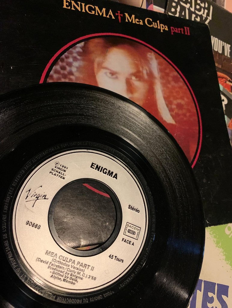 AFExploration's tweet photo. Enigma - Mea Culpa Part II  (1991)

#45vinyl #enigma #meaculpapart2 #1991 #1990s #90smusic #downtempo #ambient #newage #7inch #gxml

Wordpress - https://t.co/hF1mMJNmRE
Blogspot - https://t.co/QWpydsXUDV https://t.co/ZPvcHQhiEI