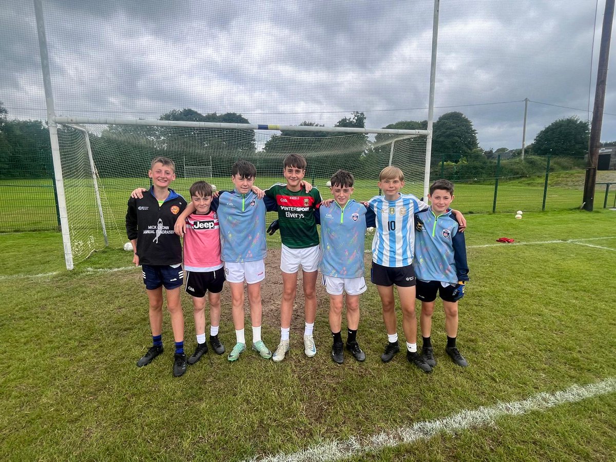 CorkGDAPatSprat's tweet photo. Well done to Niall and his team of Coaches and Helpers on running a very enjoyable #culcamp @ballydesmondgaa great numbers out all week.
@DuhallowGAA @OfficialCorkGAA @DuhallowGAA @KelloggCompany @SLuachra https://t.co/0FqmDnVj3a