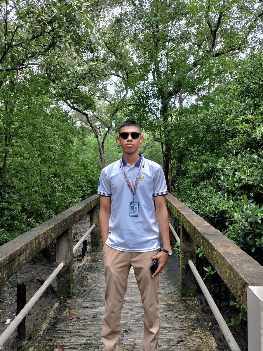 Porosh_2007's tweet photo. Into the Sundarbans — where mangrove whispers meet the wild. From Karamjal gate to endless green horizons, each step a conversation with nature’s timeless beauty. 🌿 

#Sundarbans #Karamjal #WorldHeritage #MangroveMagic https://t.co/R94iaTrLpY