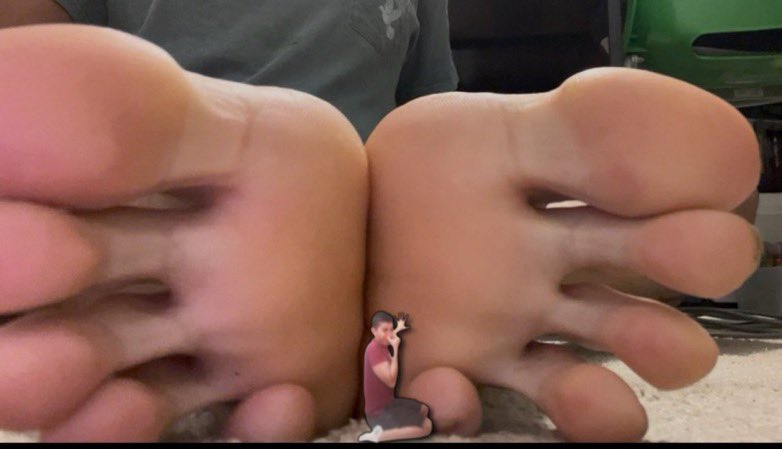 Behold this tiny being subjected to the pure stench of my giant feet. He will spend the next few hours worshipping. How many of yall wish you were in his place? (Thanks <a href="/thetinyguy1/">tiny_guy</a> for the edit) 

#feet #feetworshi̇p #feetfetısh #macrophelia