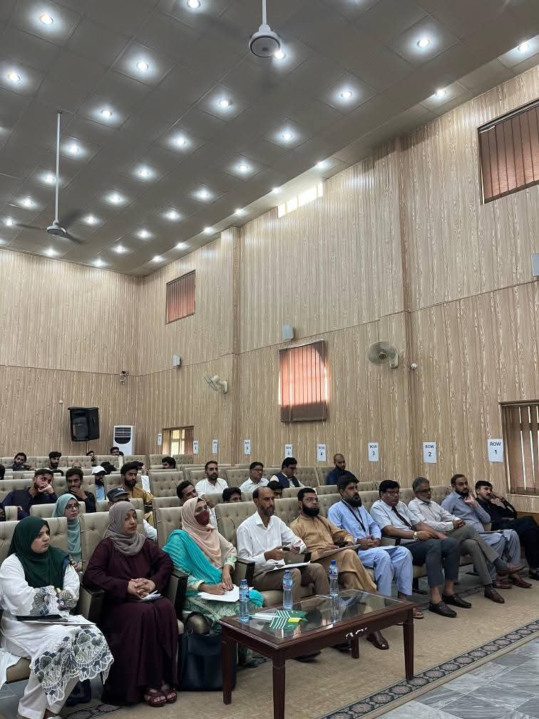 Ayan Haider (@ayanhaider118) on Twitter photo میرپور یونیورسٹی میں 78ویں یومِ آزادی پر ڈویژن سطح تقریری مقابلہ، نمایاں طلبہ کو شیلڈز سے نوازا گیا
#Mirpur <a href="/MUSTMirpurAJK/">MUST Mirpur AJK</a> #14August میرپور یونیورسٹی میں 78ویں یومِ آزادی پر ڈویژن سطح تقریری مقابلہ، نمایاں طلبہ کو شیلڈز سے نوازا گیا
#Mirpur <a href="/MUSTMirpurAJK/">MUST Mirpur AJK</a> #14August