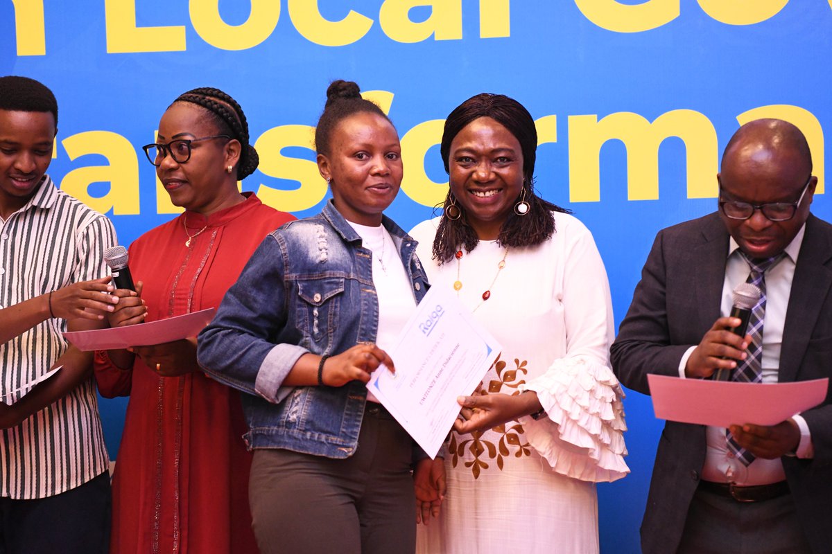 Jennet Kem (@jennetkem) on Twitter photo Pleased to welcome a new cohort of Rwanda`s future women leaders! Instilling leadership skills in young women remains key to achieving lasting equality across governance, business & community. Grateful to <a href="/RwandaGender/">Ministry of Gender & Family Promotion | Rwanda</a> & <a href="/ralgarwanda/">Rwanda Association of Local Government Authorities</a> for sustained efforts towards this vision. Pleased to welcome a new cohort of Rwanda`s future women leaders! Instilling leadership skills in young women remains key to achieving lasting equality across governance, business & community. Grateful to <a href="/RwandaGender/">Ministry of Gender & Family Promotion | Rwanda</a> & <a href="/ralgarwanda/">Rwanda Association of Local Government Authorities</a> for sustained efforts towards this vision.