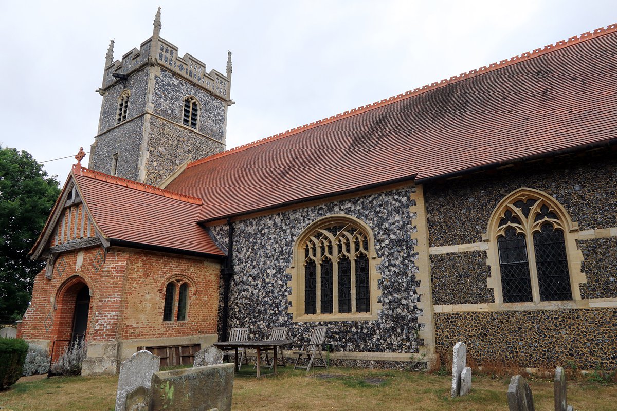 RobRambler214's tweet image. The fab #PinMill ❤️ 🚶 through 🌳 by the #RiverOrwell ⛵ heading to #FrestonTower via #Woolverstone &amp;amp; St Michael's #Church then back to #Chelmondiston #Suffolk #VisitSuffolk #Boats #PhotosofBritain #Summertime #Countryside #VisitBritain #YourBritain #VisitEngland #England