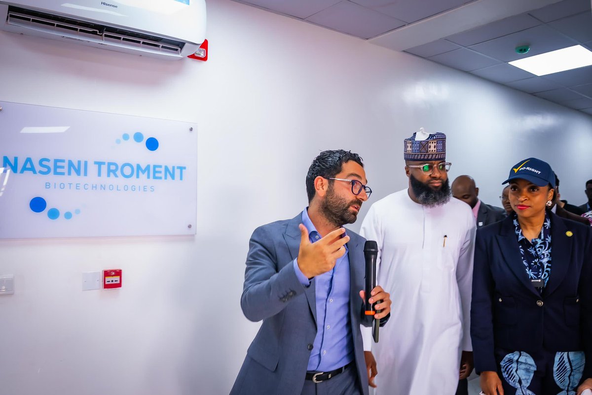 KSHalilu's tweet image. Thank you HM @joduwole for reaffirming the importance of our work at @NASENIHQ in building a self-reliant, innovative, and globally competitive Nigeria.

Your visit to our facilities, from Nigeria’s first In Vitro Diagnostics &amp;amp; Rapid Diagnosis factory, producing locally made kits…