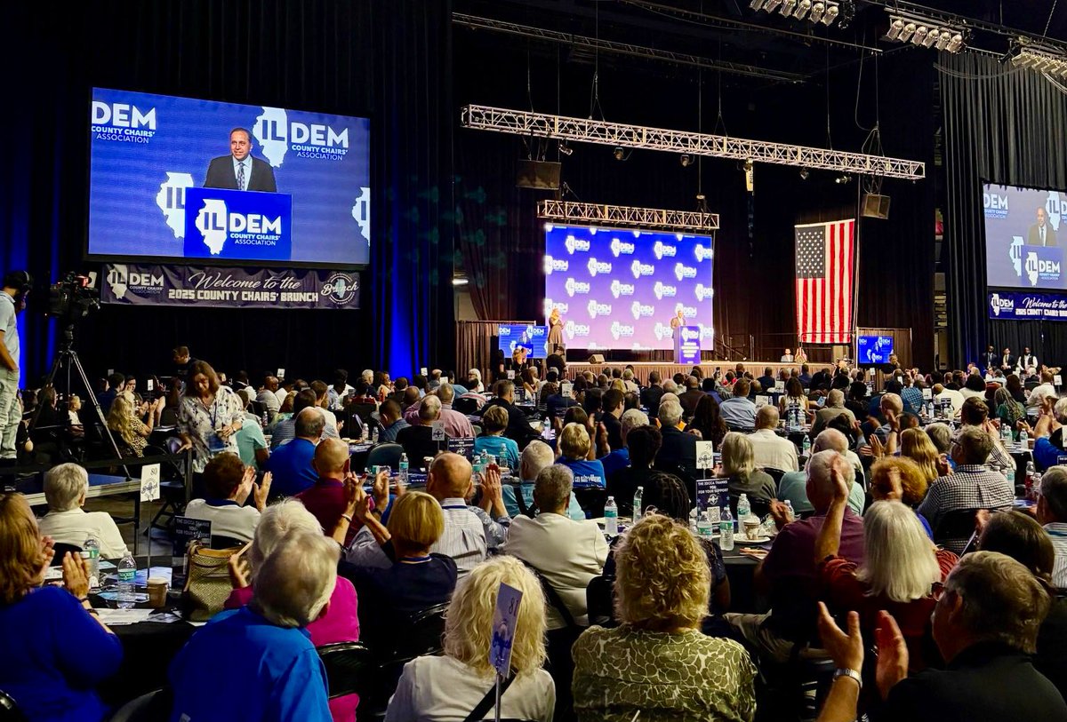RajaForIL's tweet photo. I had a terrific morning kicking off the State Fair at the Dem County Chairs’ Brunch! Thank you for inviting me to speak and share my fight for Illinois with you all. #ILDemDay https://t.co/SG0LsZxVYZ