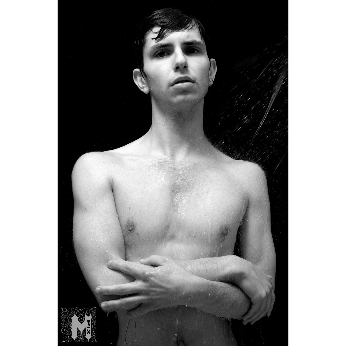 MusclePix's tweet photo. Shower Shoot!
Model Steven photographed in the shower. Behind the scenes video from this shoot on MusclePix YouTube Channel. #MusclePix #SeizeTheExperience https://t.co/qWdeLyiQWE