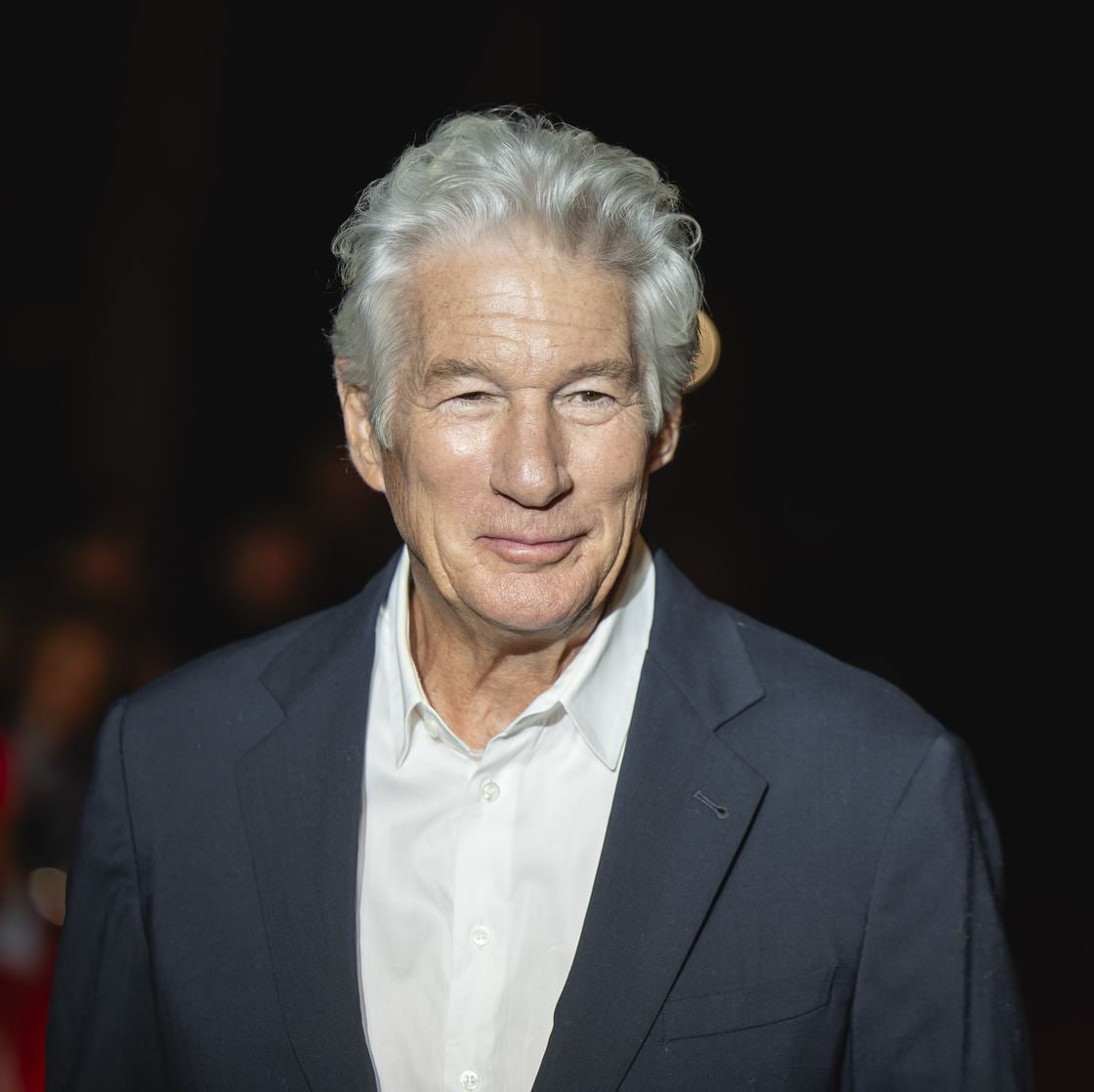RightPulseNewss's tweet image. 🚨BREAKING: Richard Gere has left the US for Spain with his family, says he’s never coming back.

Do you support this?

YES or NO?

if YES , Give me a Thumbs-Up👍