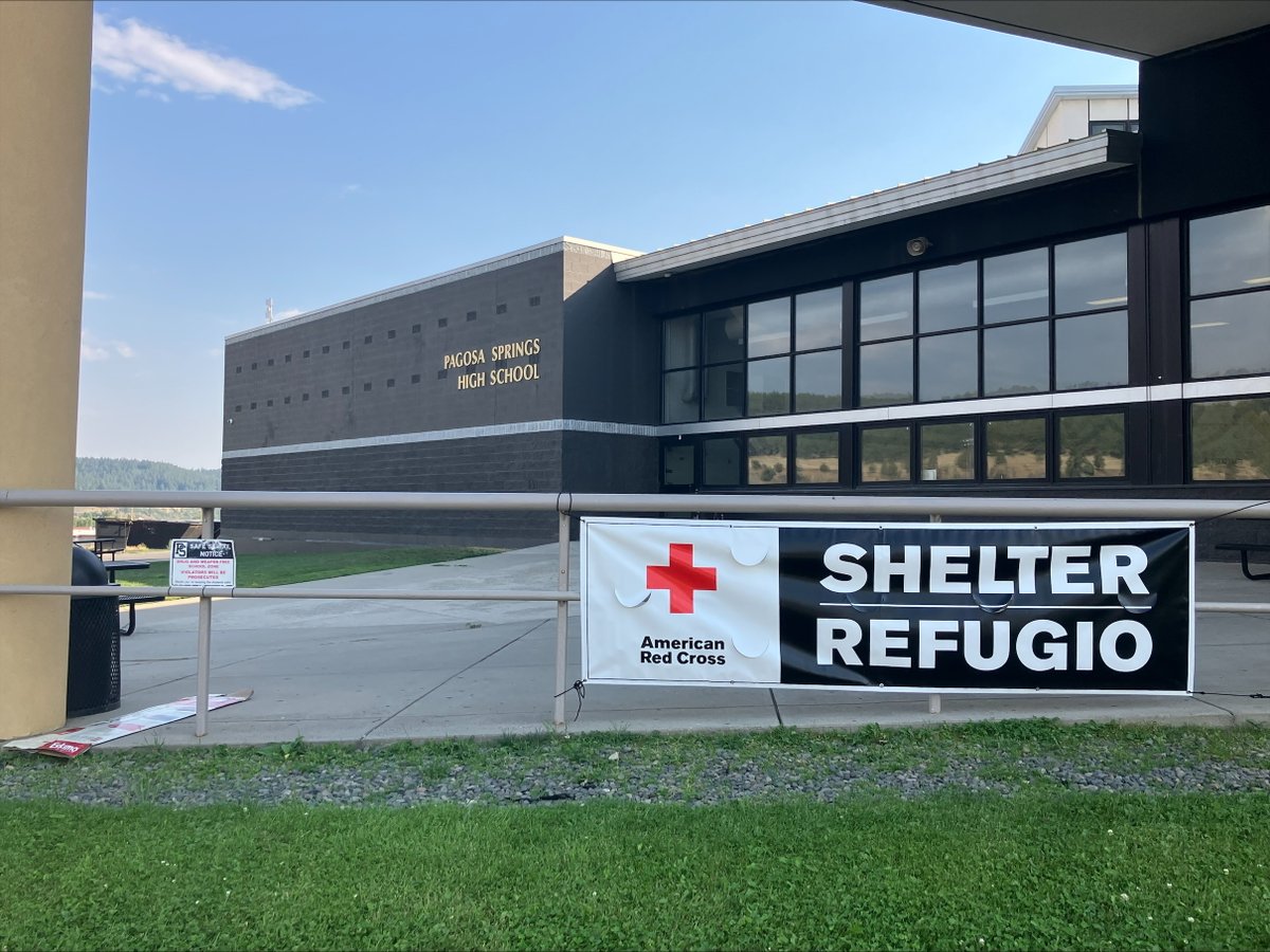 COWYRedCross's tweet image. Last night eight people stayed in our Pagosa Springs High School shelter following evacuations for the #Oakfire. Our shelters are open to all 24 hours a day. You can also park an RV or cmaper trailer in the parking lot. This shelter will reamin open as long as the need exisits.