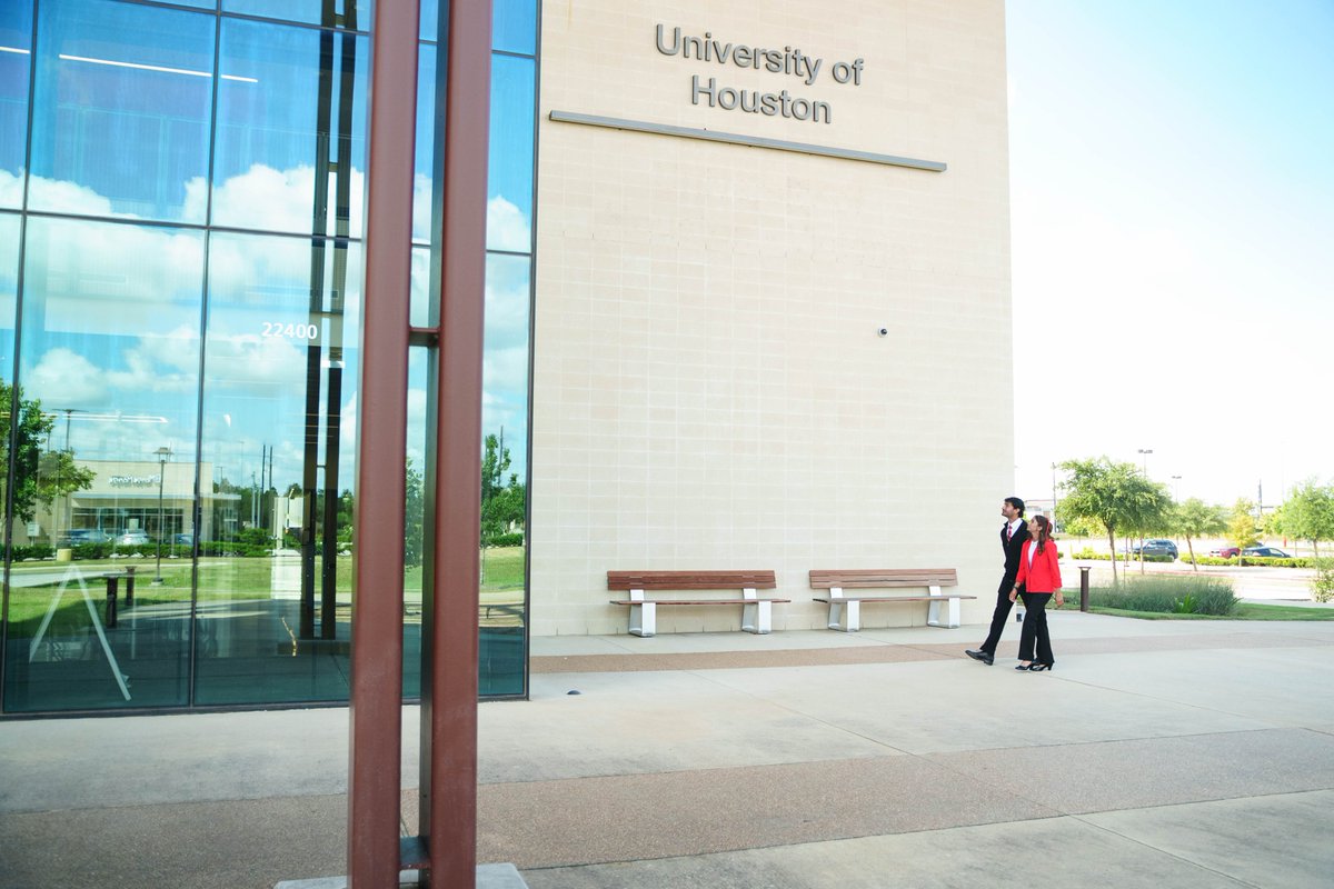 #UHBauer is open for business in Katy! For the first time this fall, get the same #UHBauer high-quality in-person learning, without having to drive to Houston. 

Learn more about the Katy offerings: bauerstories.uh.edu/bauer-in-your-…