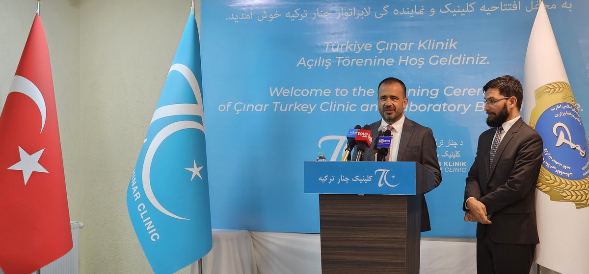 TC_KabilBE's tweet image. Türkiye&apos;nin Afganistan&apos;a sağlık alanındaki desteği sürüyor.

Ülkemiz girişimcilerinin yatırımıyla kurulan Türkiye Çınar Klinik &amp;amp; Laboratuvar dün Kabil&apos;de açıldı.

Girişimcilerimizi Büyükelçiliğimizde ağırlamaktan mutluluk duyduk @CenkUnal