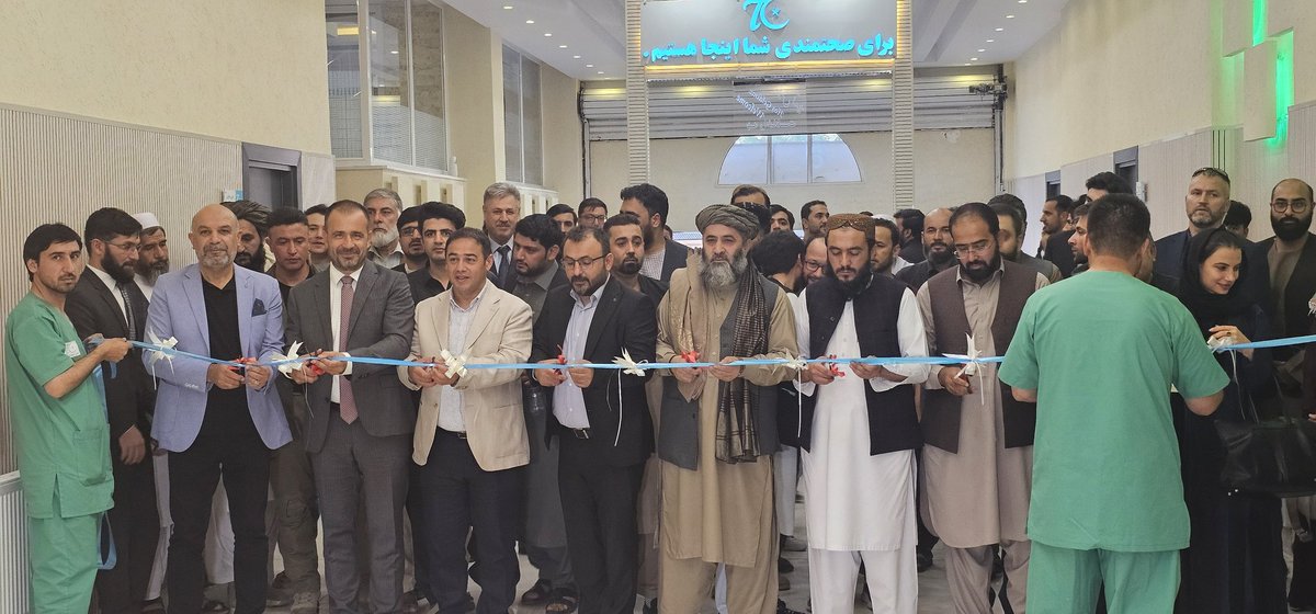 TC_KabilBE's tweet image. Türkiye&apos;nin Afganistan&apos;a sağlık alanındaki desteği sürüyor.

Ülkemiz girişimcilerinin yatırımıyla kurulan Türkiye Çınar Klinik &amp;amp; Laboratuvar dün Kabil&apos;de açıldı.

Girişimcilerimizi Büyükelçiliğimizde ağırlamaktan mutluluk duyduk @CenkUnal