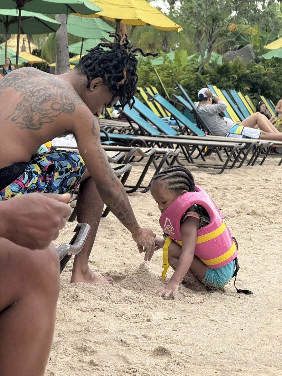 lahlyfee's tweet photo. First Trip W/ Cyxx &amp; Ry💕🤞🏾 #LLREESKII💔 https://t.co/8rj7KrS3fE