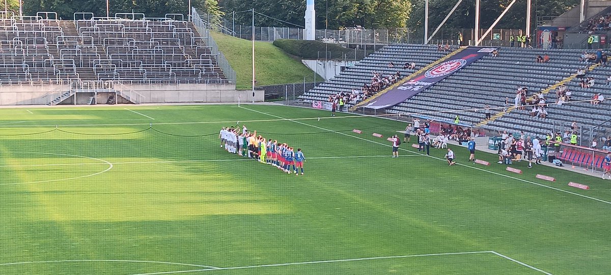 Sascha1982wtal's tweet photo. Auf geht's WSV

#WSVBockum #WSVTSVKB #Niederrheinpokal https://t.co/0HV9If4jYj