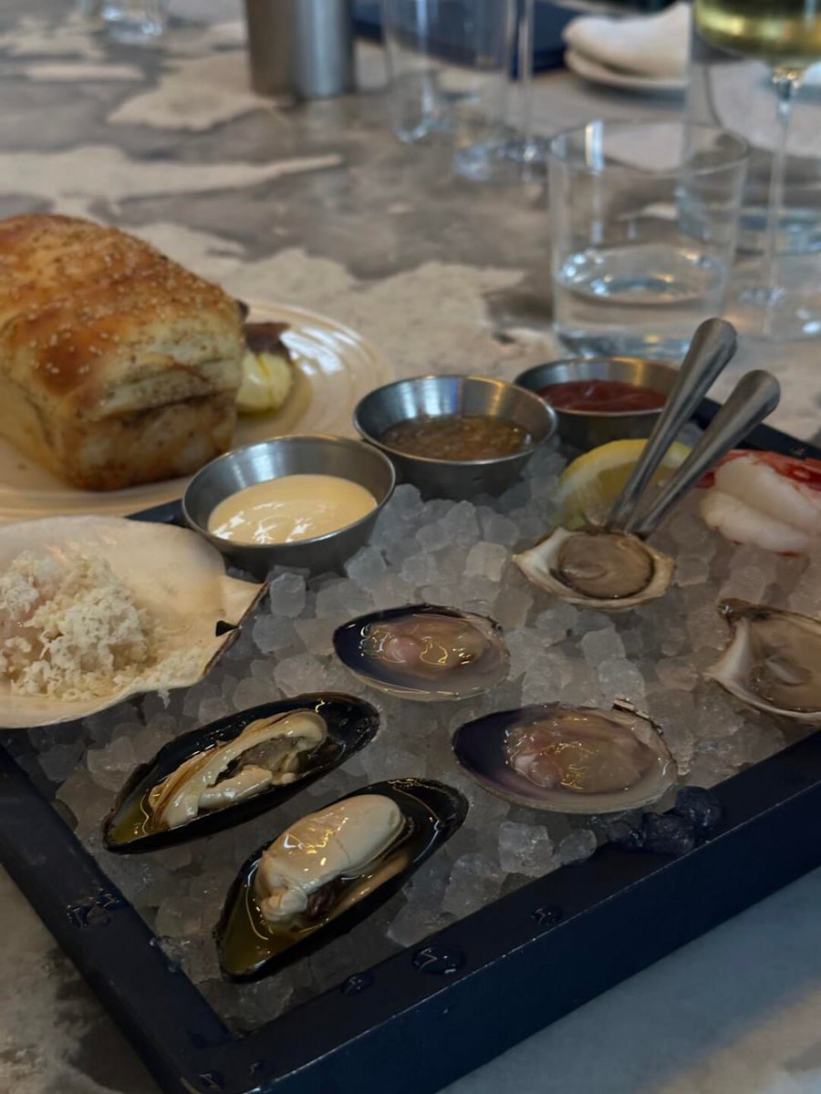 Alice50010120's tweet photo. Food is a medium that combines sea breeze, ingenuity, light and shadow into a philosophy called “enjoyment”. High-end lunches have taught me that eating well is the gentlest “tribute” to life.
#lunch #enjoyment #happiness #fullness #daily https://t.co/2nSuYRgdlx