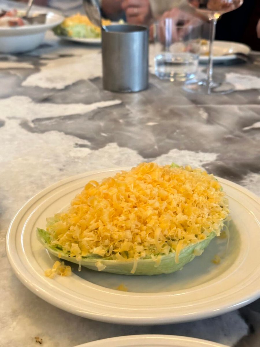 Alice50010120's tweet photo. Food is a medium that combines sea breeze, ingenuity, light and shadow into a philosophy called “enjoyment”. High-end lunches have taught me that eating well is the gentlest “tribute” to life.
#lunch #enjoyment #happiness #fullness #daily https://t.co/2nSuYRgdlx