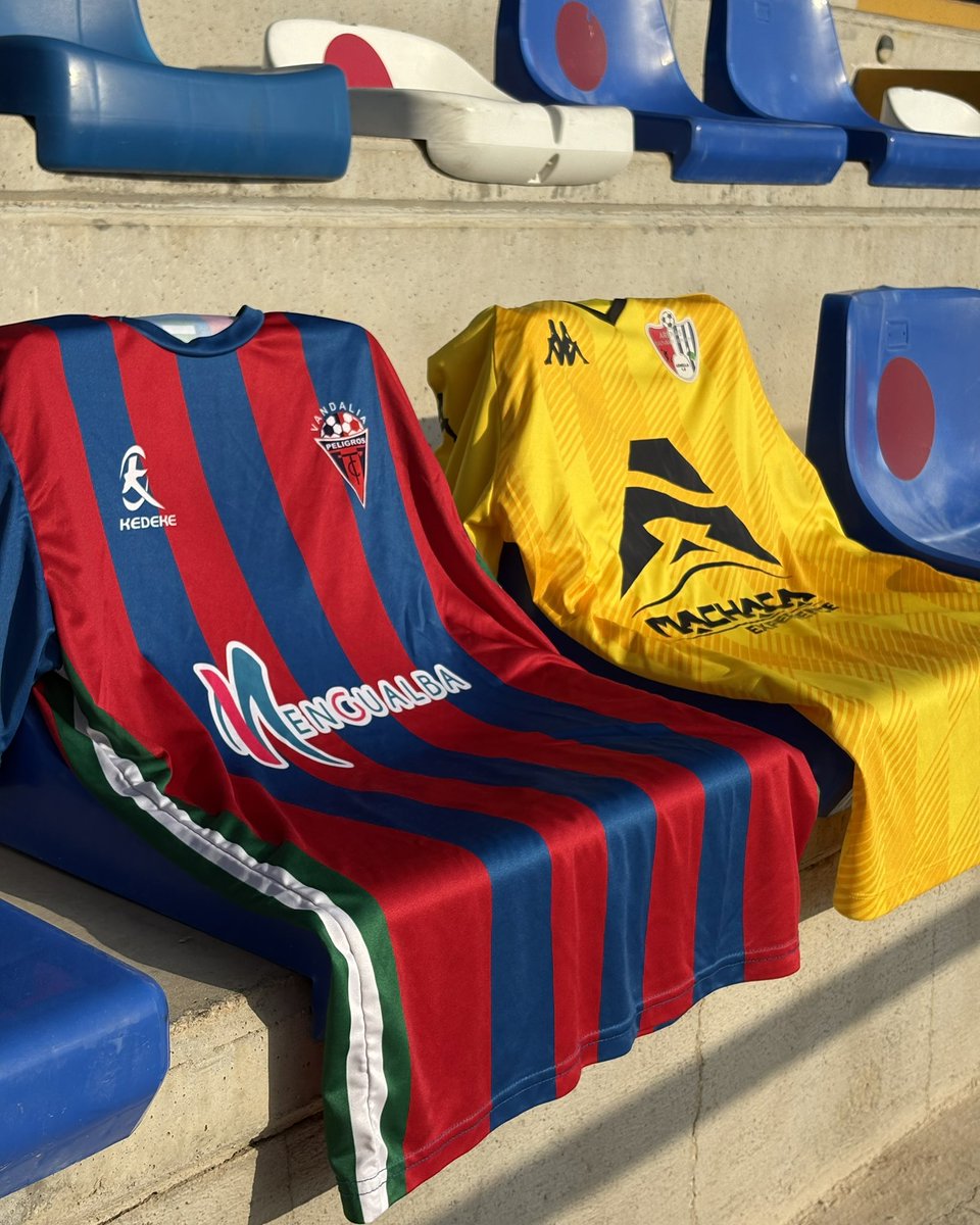 Vandalia de Peligros 🤝 Arenas de Armilla

#SomosArenas #Since1931 #LaIlusiónDeUnPueblo