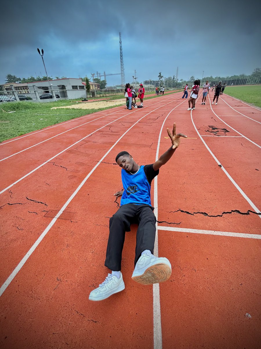 Officialamah_t's tweet image. Final year week; Day 3; Jersey day!

     #Finalyearweek #unilag #finalist