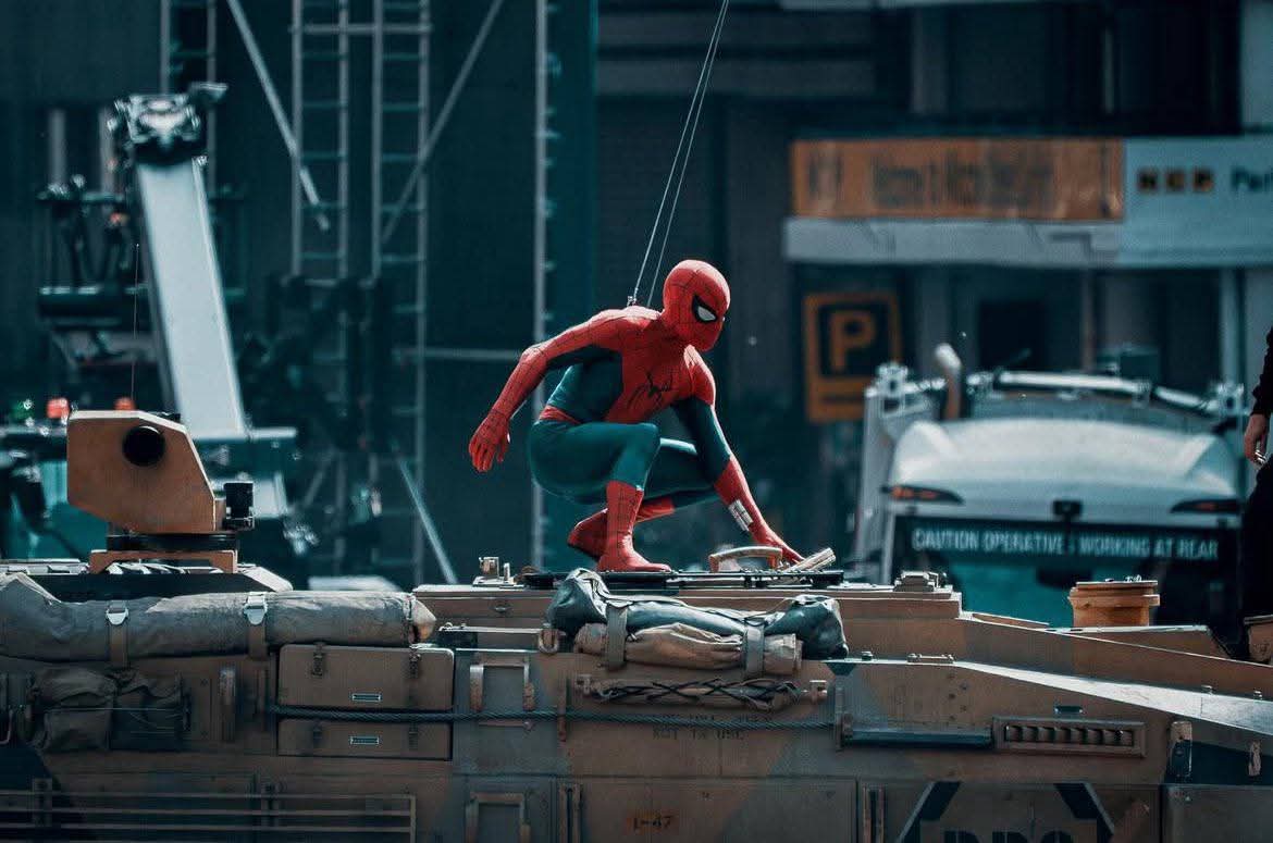 MarvelBRNews's tweet photo. MAIS FOTOS DO HOMEM-ARANHAAAAAAA https://t.co/K2zCI4CvXq