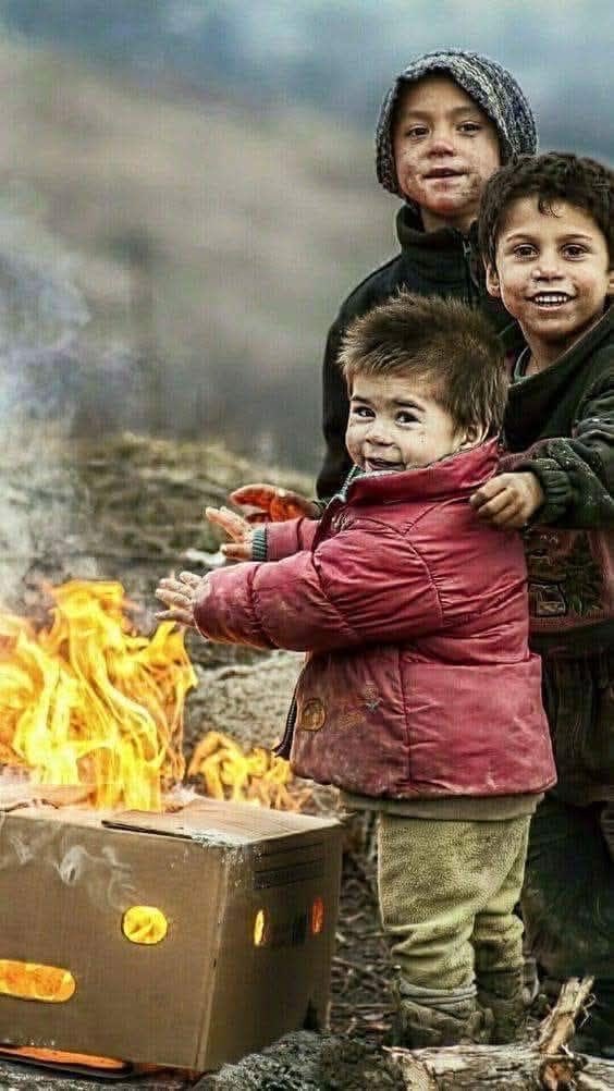 Bir çaya doyulmaz 
Birde tatlı dile güler yüze 🥰