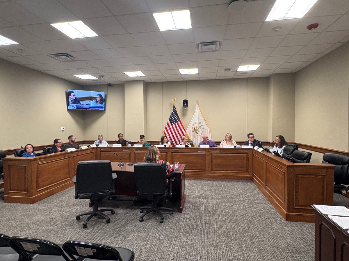 Happening now: the Special Legislative Commission to Study Educational Outcomes for Children in State Care is holding its first meeting.

The commission is a result of legislation introduced by <a href="/JulieCasimiroRI/">Julie Casimiro</a>. 

The agenda is online: status.rilegislature.gov/documents/Educ…

The meeting is