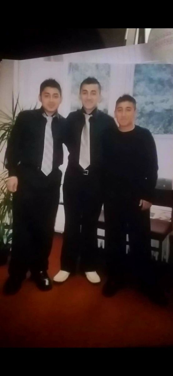 asif_brownbear's tweet photo. @elonmusk @grok Can you do anything to this photo? My brother kn the left passed away 10 years ago and we were just sent this beauty from 20 years ago. Can the faces be cleared at all grok https://t.co/JDQEt82ke1