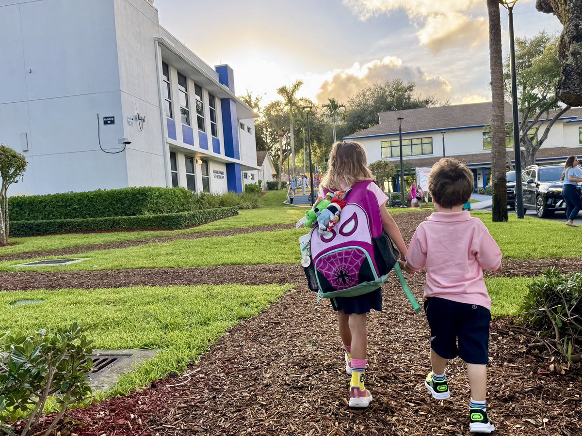BenjaminBucs's tweet photo. Bucs are back! Welcome back to our Lower School and Middle School campuses — here’s to a fantastic school year ahead! #GoBucs #bucsareback https://t.co/eofaY6Ktjz