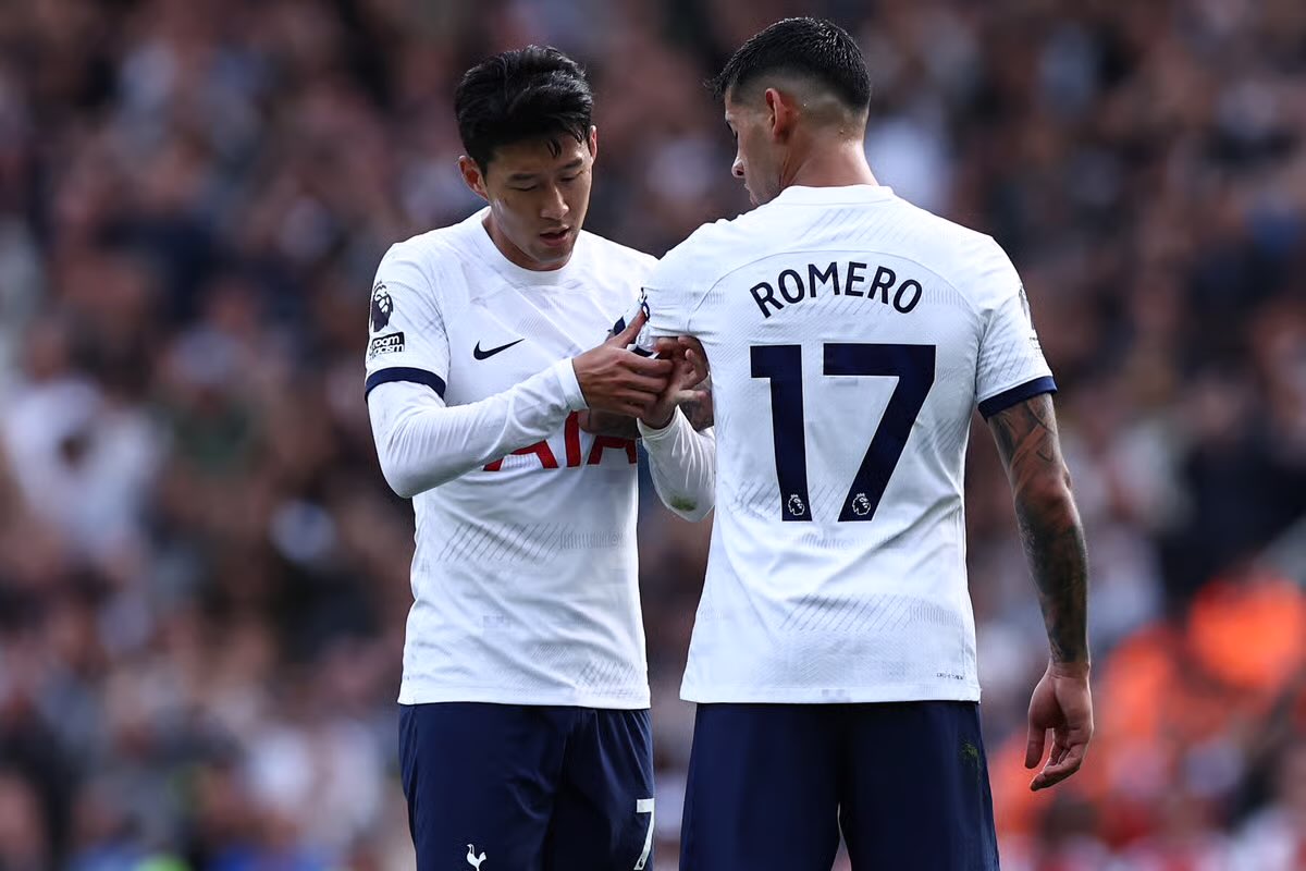 The Spurs Express (@thespursexpress) on Twitter photo The torch has been passed from one winner to another.
Make us proud, Cuti π€Β©οΈ The torch has been passed from one winner to another.
Make us proud, Cuti π€Β©οΈ