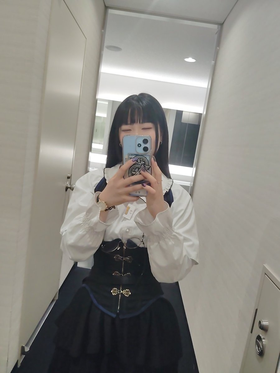 Suu_dealer's tweet image. しゅっ！！！
深夜ですっ
見かけたら声かけてください☺

#SPADE
#ここから始まるボク達のポーカーライフ