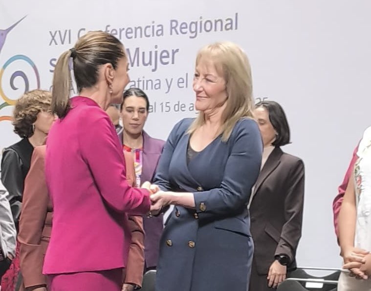CosseCarolina's tweet photo. Gracias México por este encuentro para trabajar por el cuidado de las personas. https://t.co/1LtbiTyloO