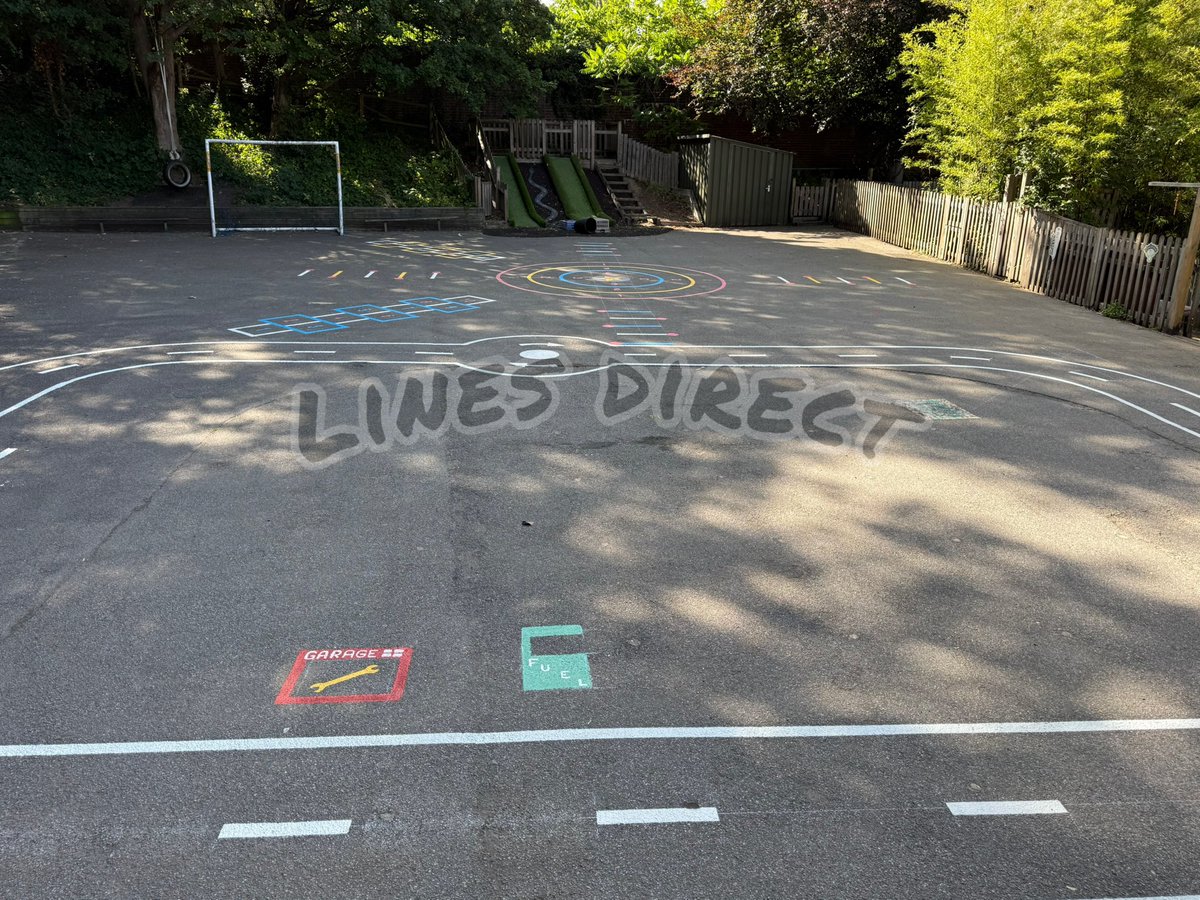 LinesDirect's tweet image. Bright and fun for the children to return back to school #School #Primary #Secondary #Southeast #Kent #London #PlaygroundMarkings #Local #Medway #BrightColours #MaidstoneBoroughCouncil #KCC #Sussex #Essex #outdoorclassroom #Readwriteink #SchoolPTA #Roadway #Target #Havering